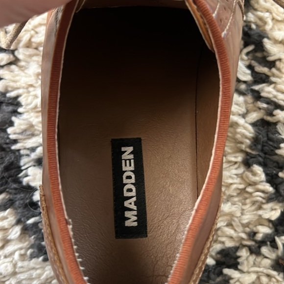 Man’s Madden brown tan, leather dress shoes, size 10 main image 5